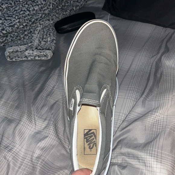 Men’s Grey Vans Slip ons. - Picture 3 of 5